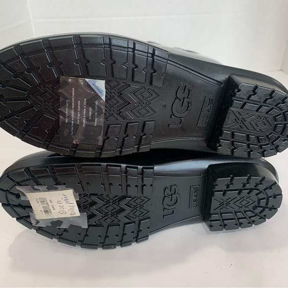 UGG NWT in box Shaye style black patent rain boots size 11 Gorgeous boots - Picture 3 of 14